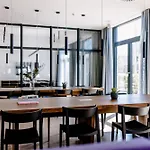 The Flag Meiller Gaerten 公寓式酒店 4*