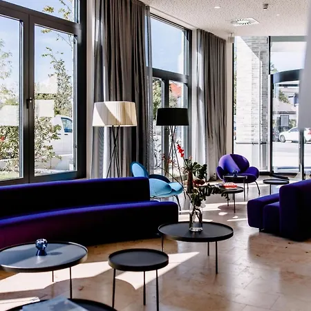 The Flag Meiller Gaerten Aparthotel Munich