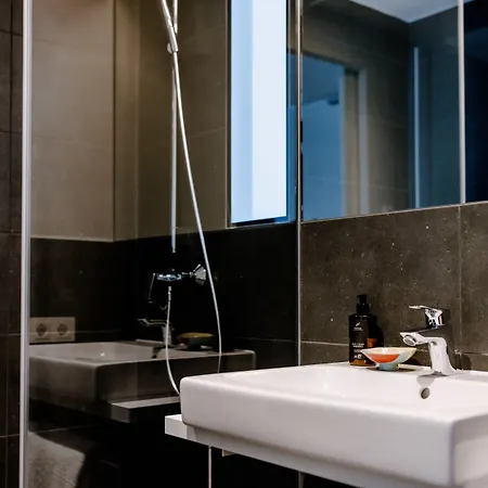 The Flag Meiller Gaerten Aparthotel