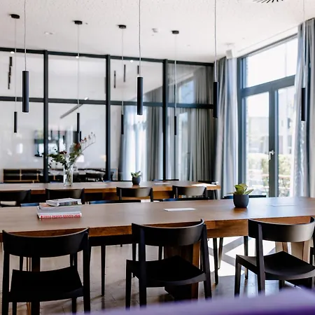 The Flag Meiller Gaerten Apart Otel 4*